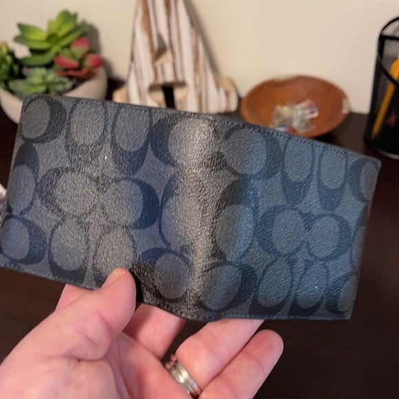 Coach wallet - Picture 3 of 4